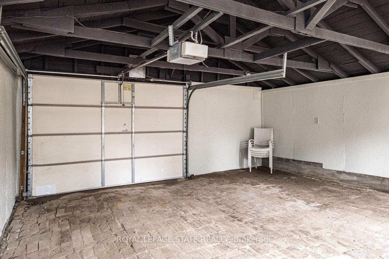 Photo 42 of 396 Charlton Avenue W, Hamilton, Kirkendall — HOMEH