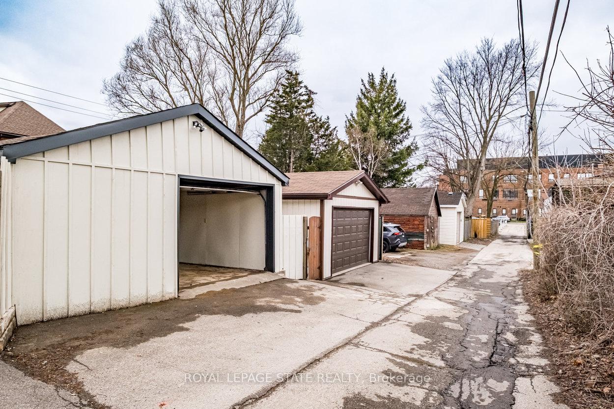 Photo 41 of 396 Charlton Avenue W, Hamilton, Kirkendall — HOMEH