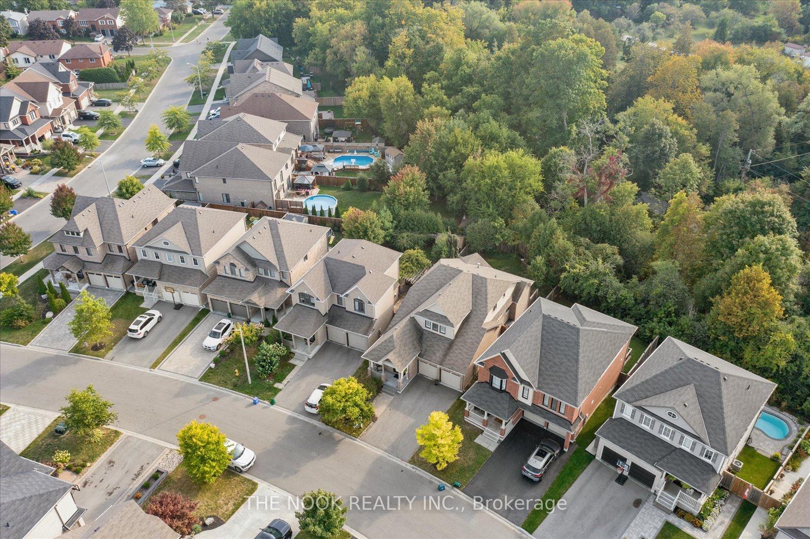 Photo 28 of 18 Mahaffy Place, Clarington, Courtice — HOMEH