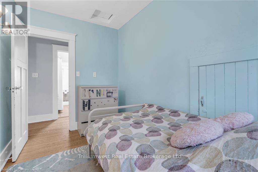 Photo 38 of 241 Margaret Avenue, Kitchener — HOMEH