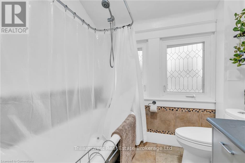 Photo 16 of 241 Margaret Avenue, Kitchener — HOMEH