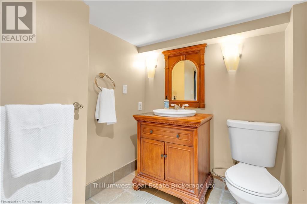 Photo 25 of 241 Margaret Avenue, Kitchener — HOMEH