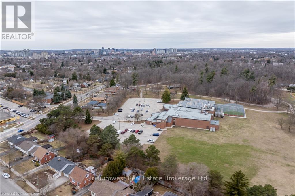 Photo 47 of 241 Margaret Avenue, Kitchener — HOMEH