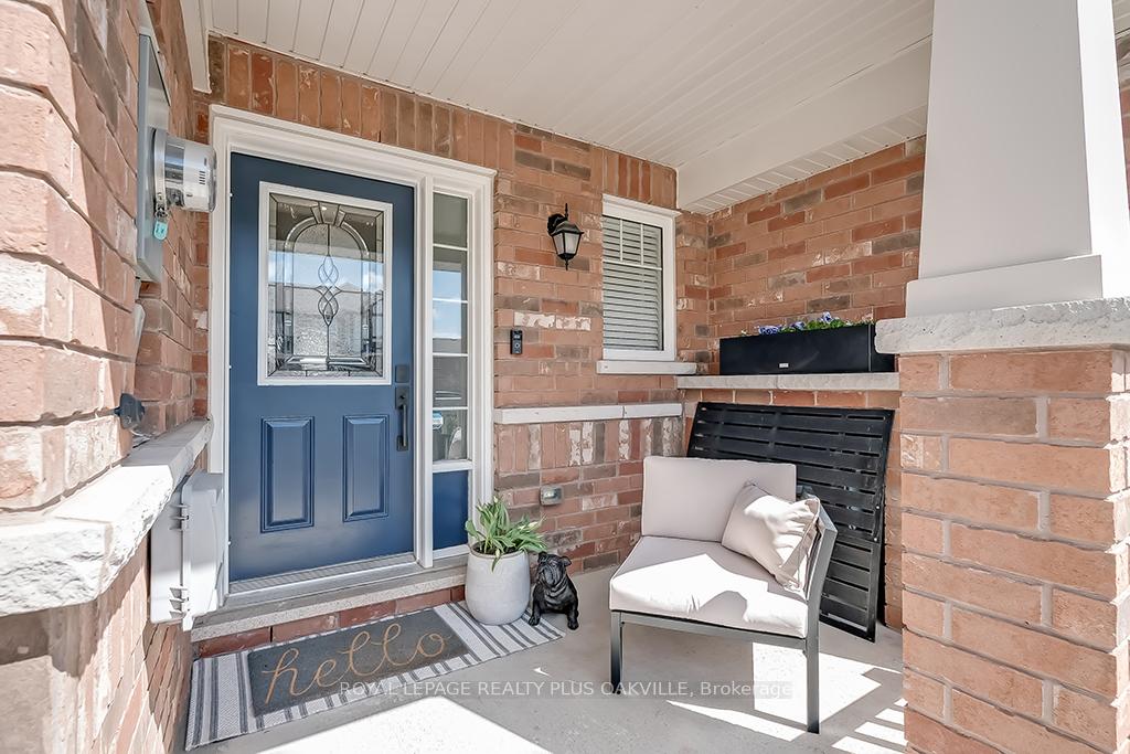 Photo 5 of 136 Mcmonies Drive, Hamilton, Waterdown — HOMEH