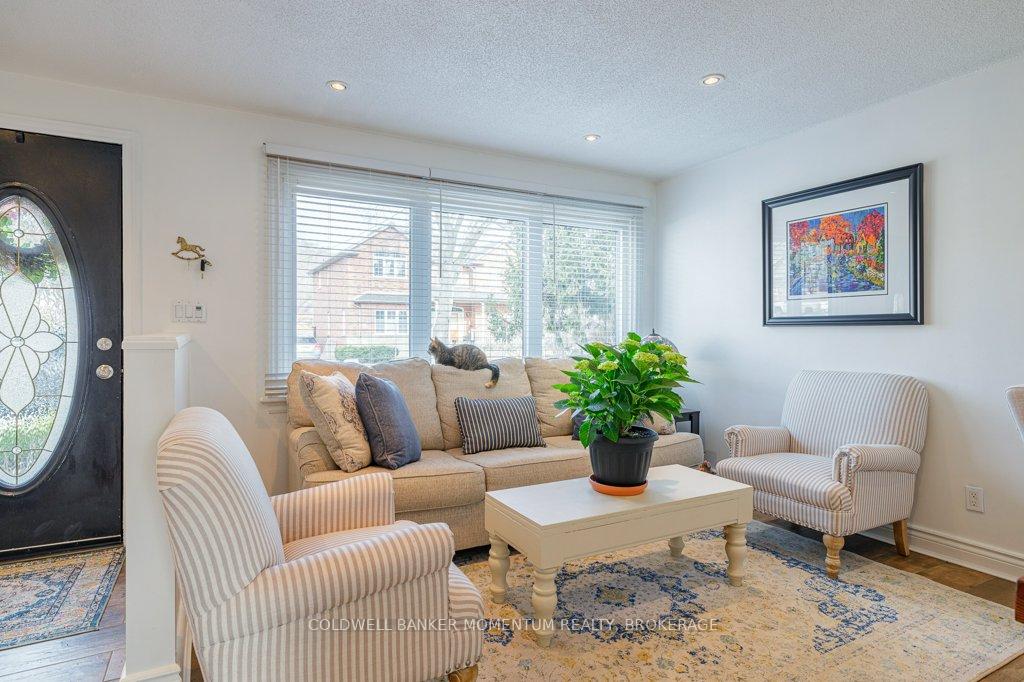 Photo 5 of 131 Stewartdale Avenue, Hamilton, Rosedale — HOMEH