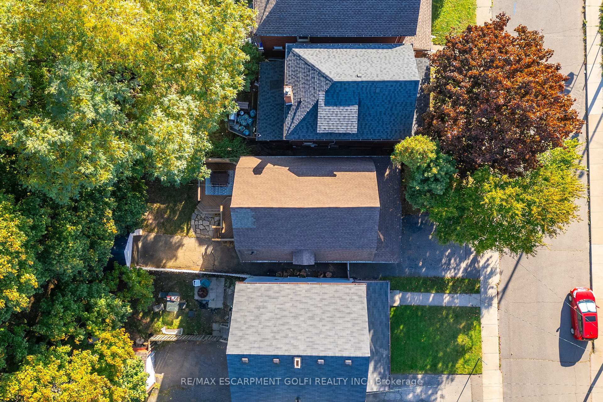Photo 33 of 10 Belview Avenue, Hamilton, Crown Point — HOMEH
