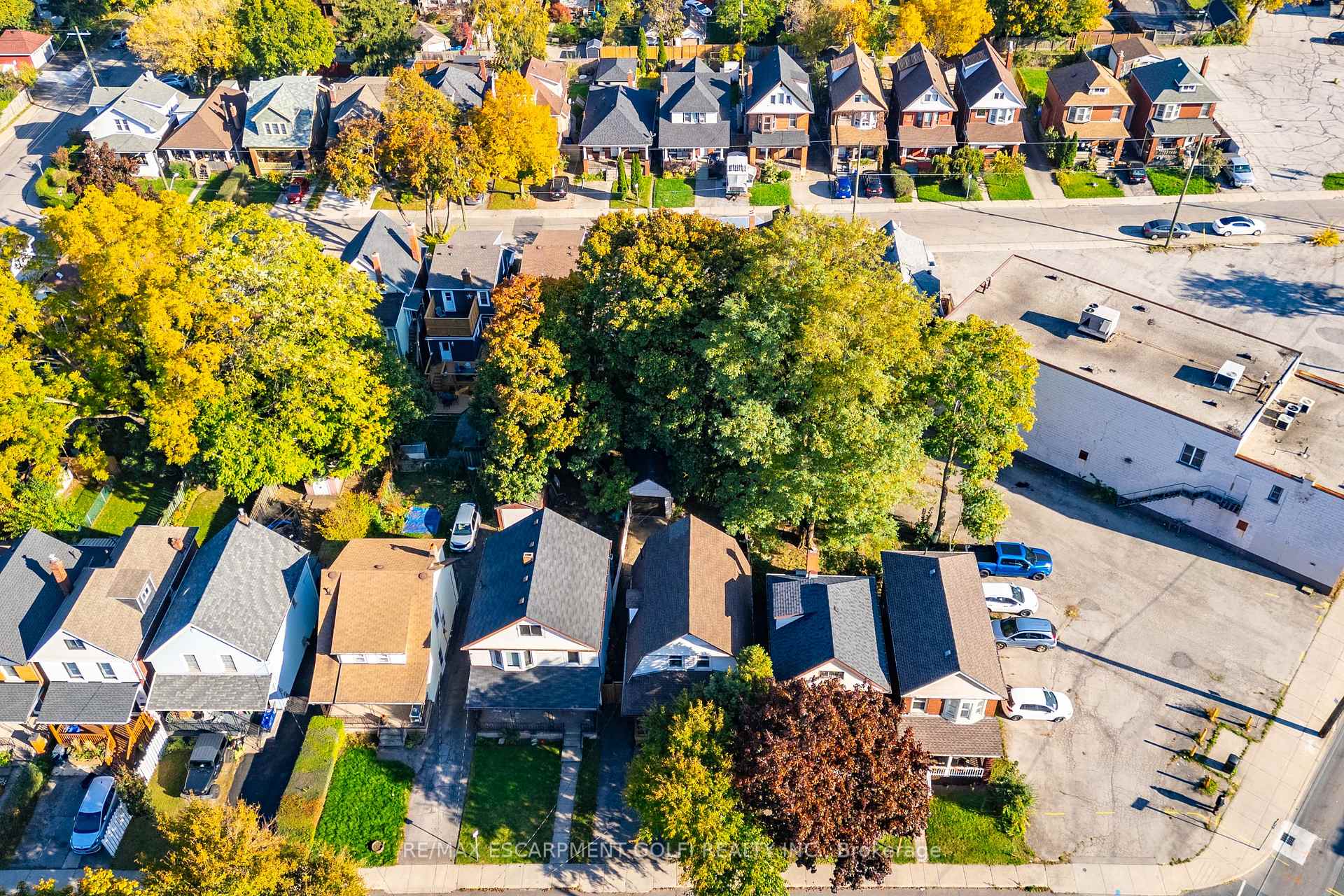 Photo 35 of 10 Belview Avenue, Hamilton, Crown Point — HOMEH