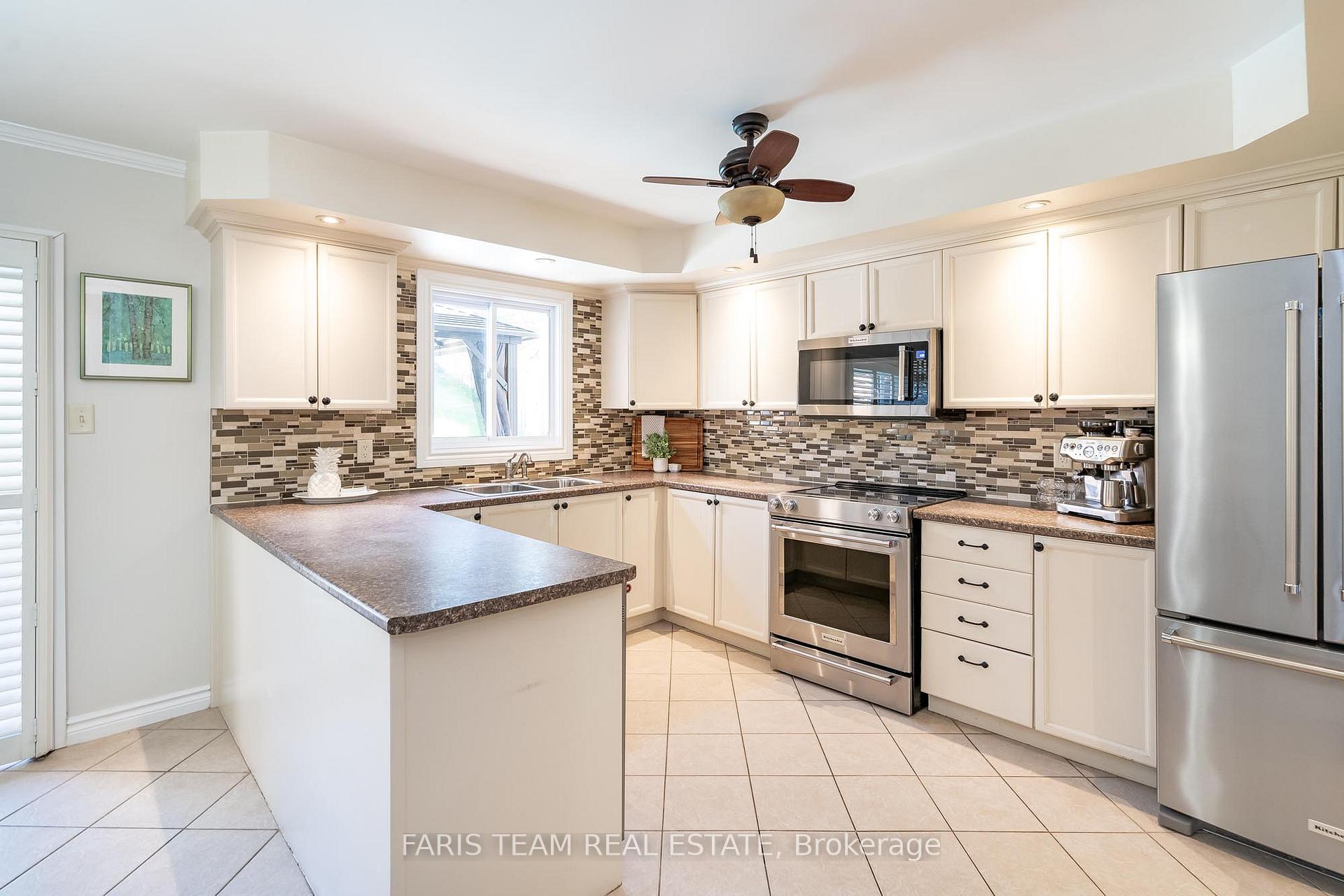 Photo 2 of 110 Chieftain Crescent, Barrie, Allandale Heights — HOMEH