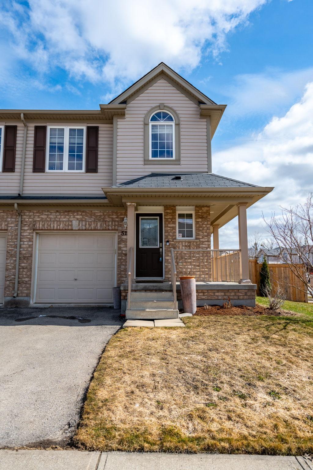 Photo 2 of 515 Beaumont Crescent, Kitchener, Grand River South — HOMEH