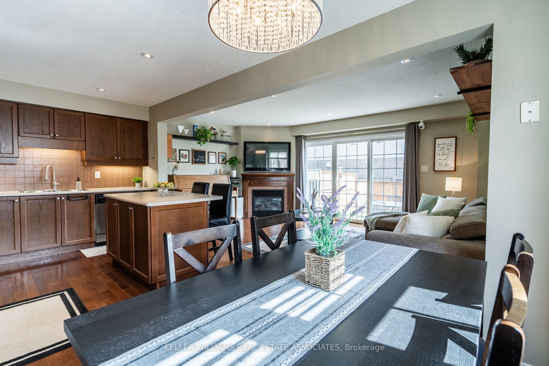 Photo 25 of 515 Beaumont Crescent, Kitchener, Grand River South — HOMEH