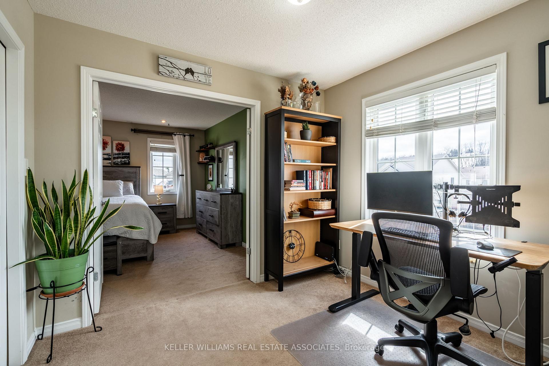Photo 14 of 515 Beaumont Crescent, Kitchener, Grand River South — HOMEH