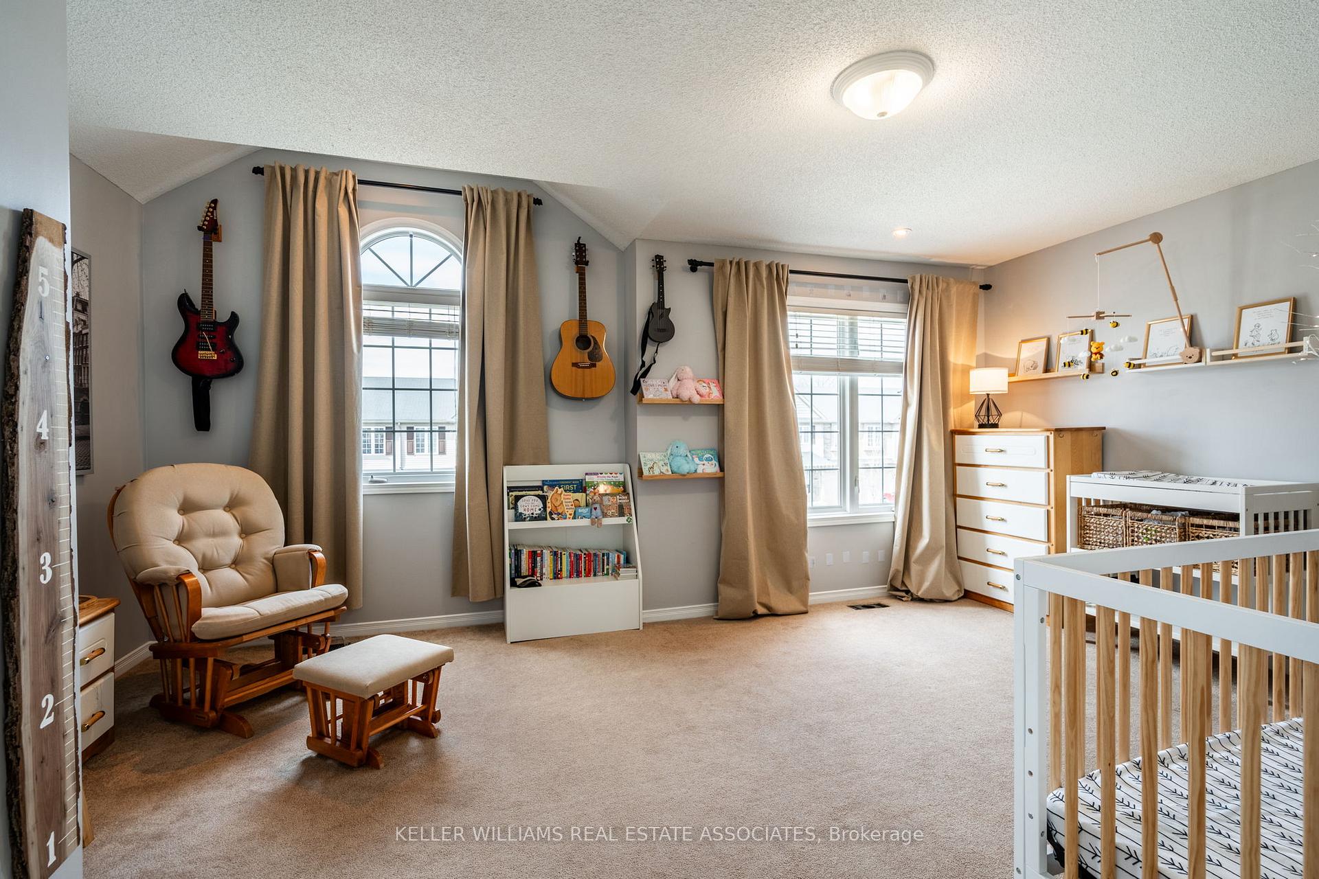 Photo 13 of 515 Beaumont Crescent, Kitchener, Grand River South — HOMEH