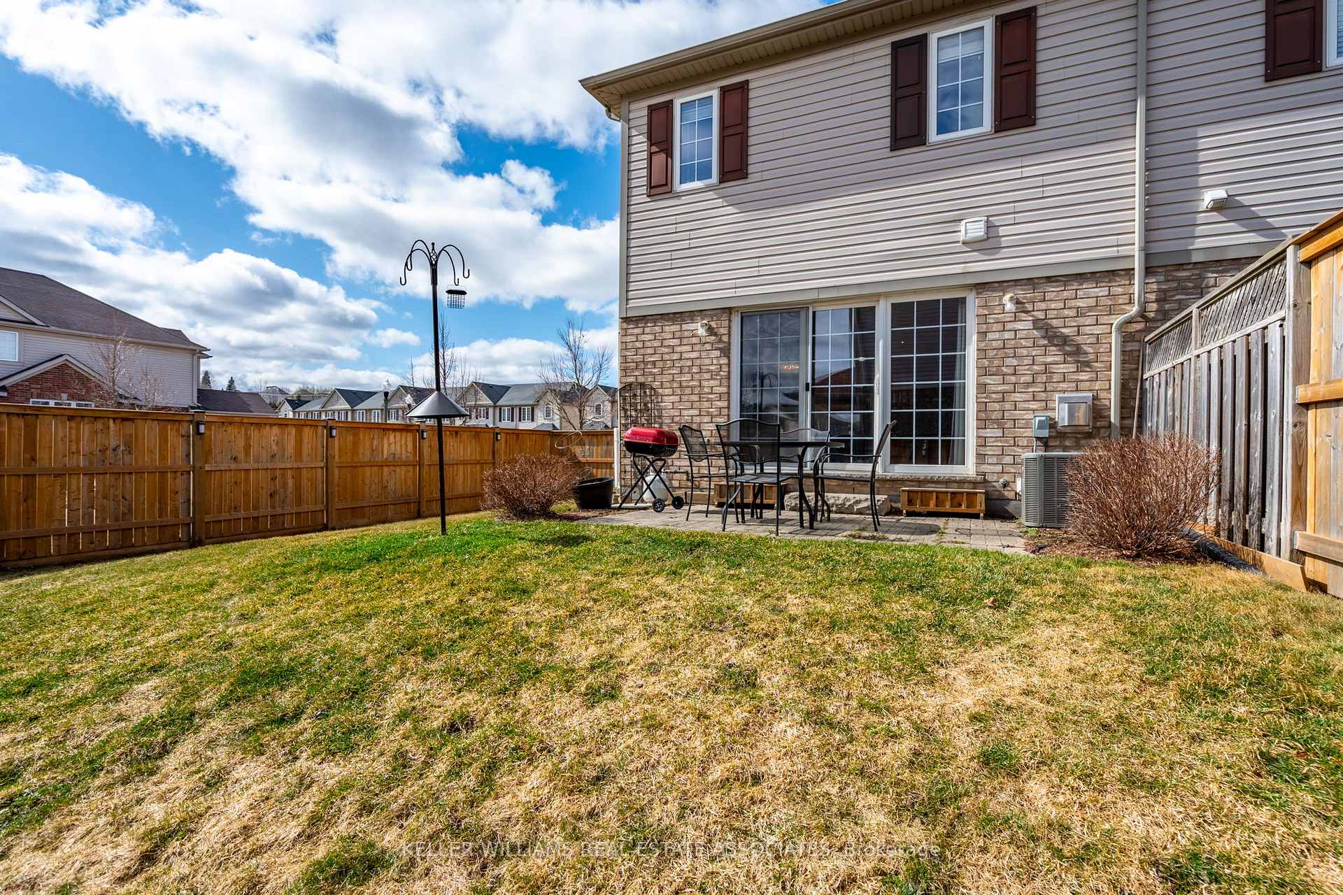 Photo 21 of 515 Beaumont Crescent, Kitchener, Grand River South — HOMEH