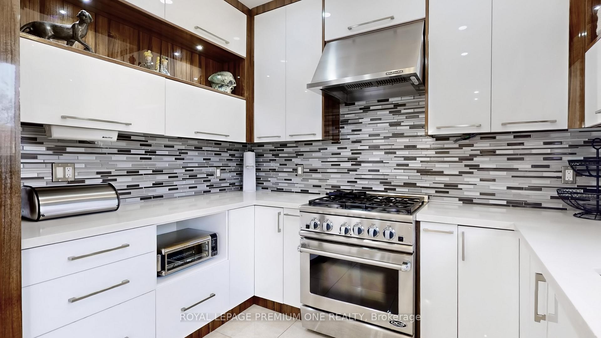Photo 16 of 117 Cherokee Drive, Vaughan, Maple — HOMEH
