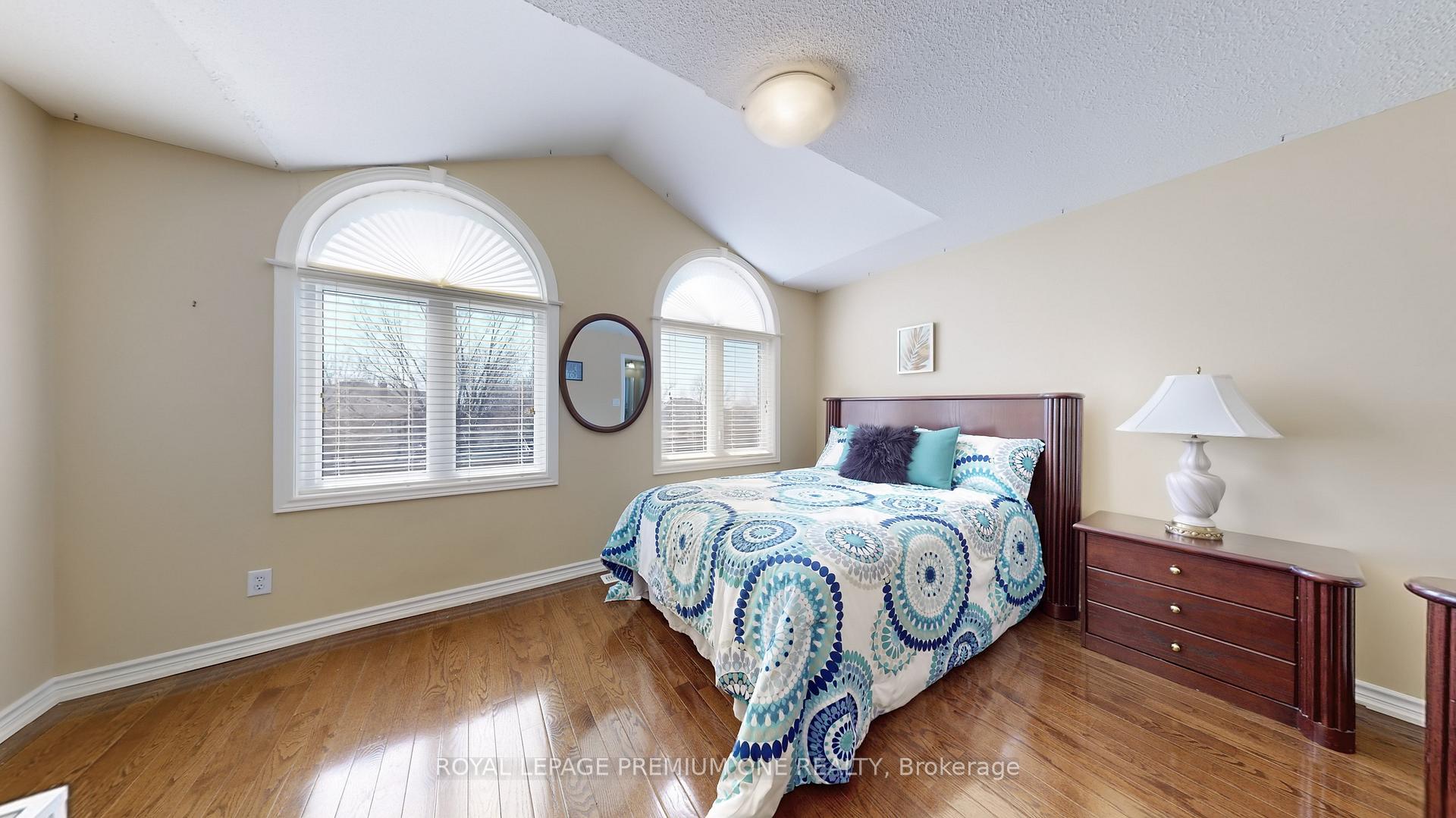 Photo 28 of 117 Cherokee Drive, Vaughan, Maple — HOMEH