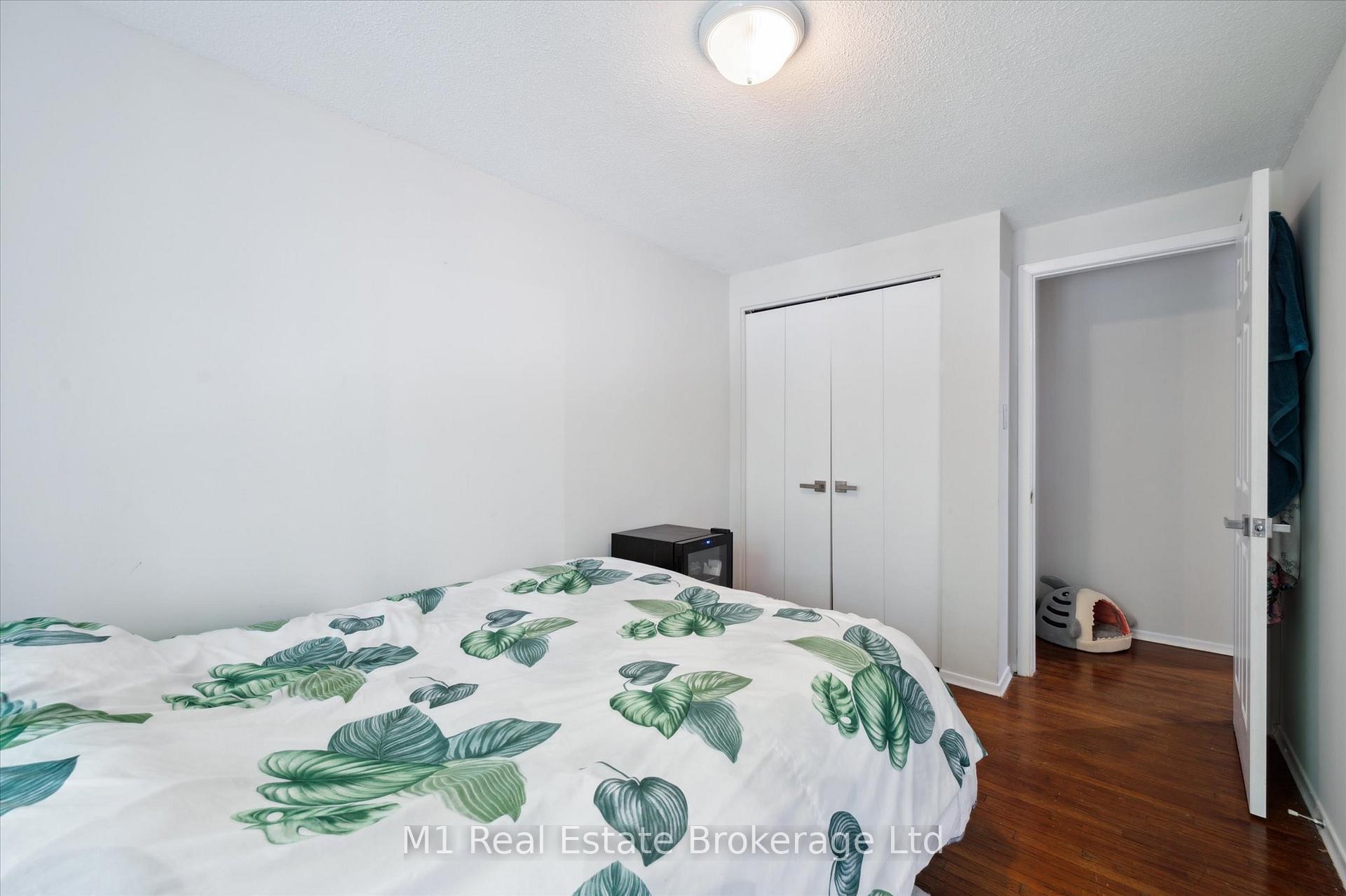 Photo 19 of 595 Willow Road, Guelph, Willow West/Sugarbush/West Acres — HOMEH