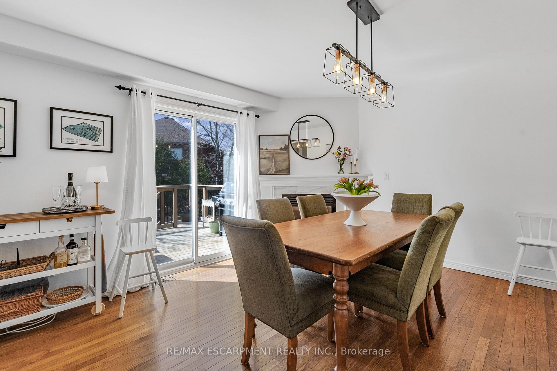 Photo 4 of 51 Duncan Avenue, Hamilton, Waterdown — HOMEH