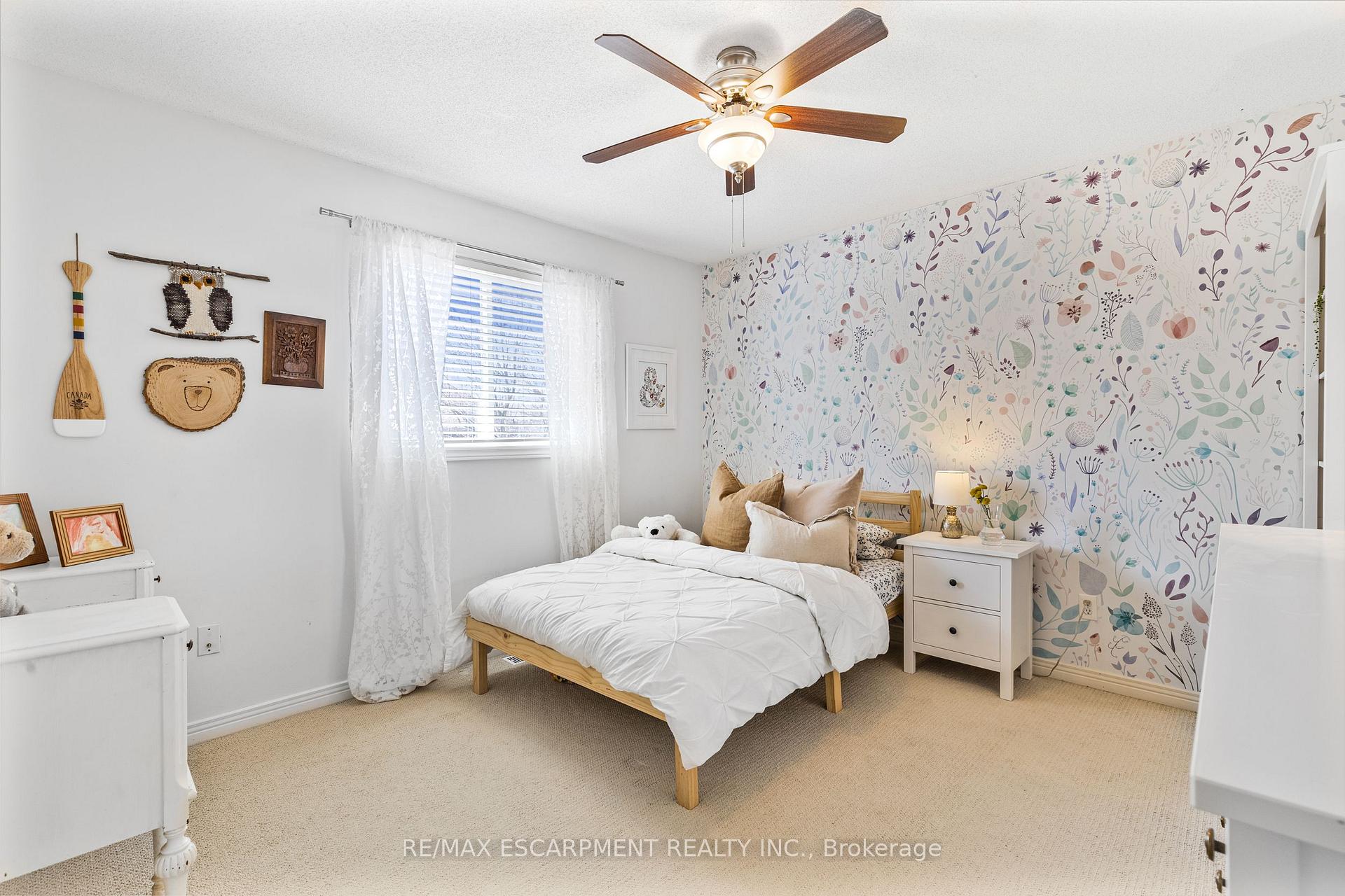Photo 16 of 51 Duncan Avenue, Hamilton, Waterdown — HOMEH