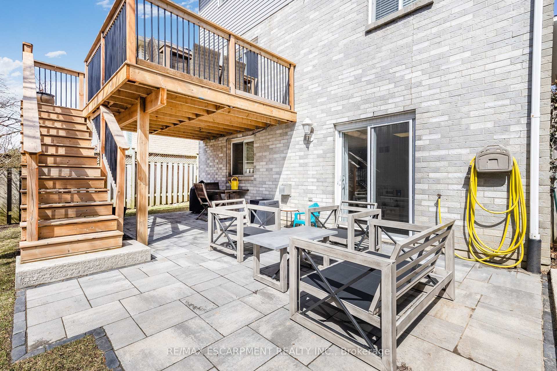 Photo 22 of 51 Duncan Avenue, Hamilton, Waterdown — HOMEH