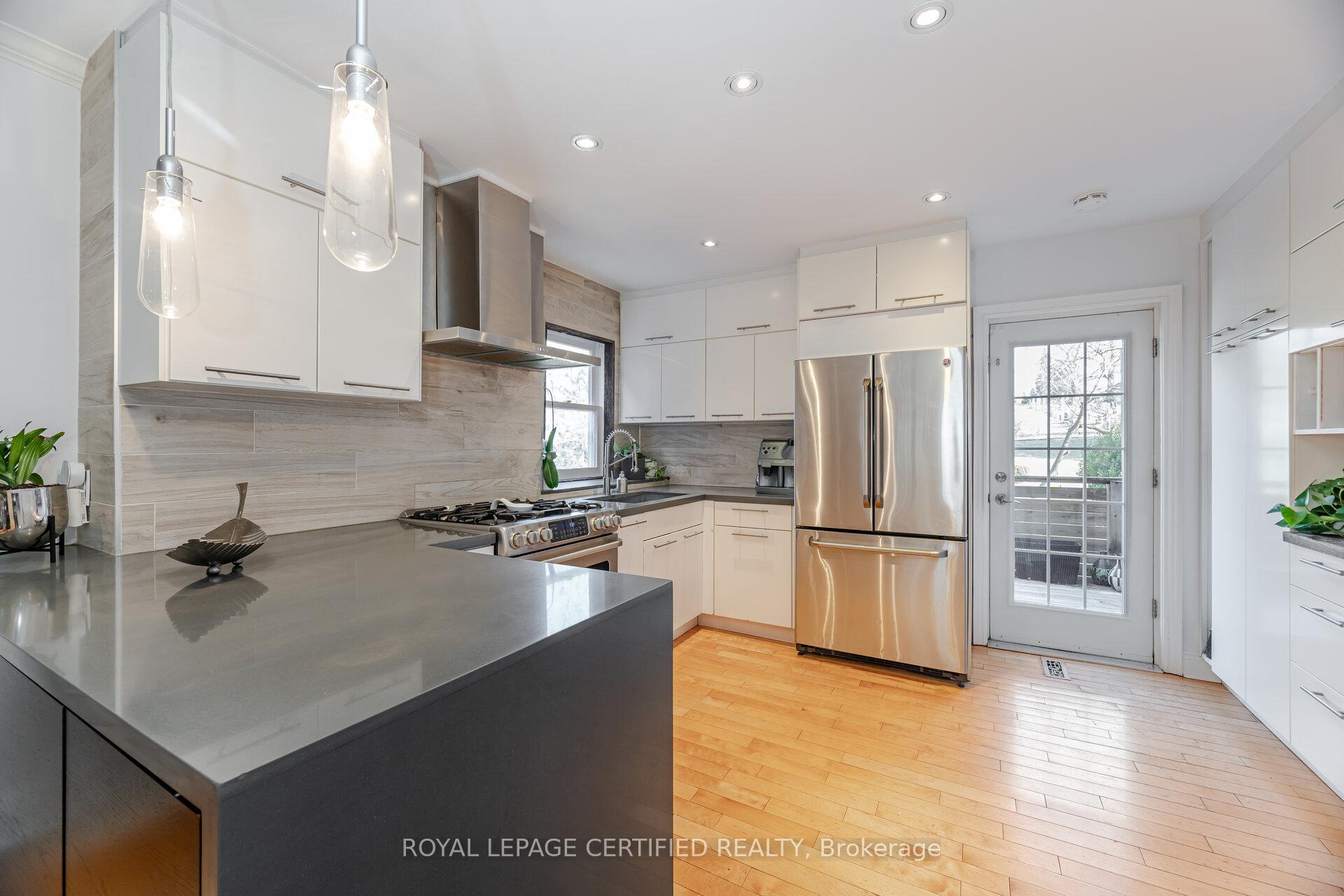 Photo 19 of 245 Eastwood Road, Toronto, Woodbine Corridor — HOMEH