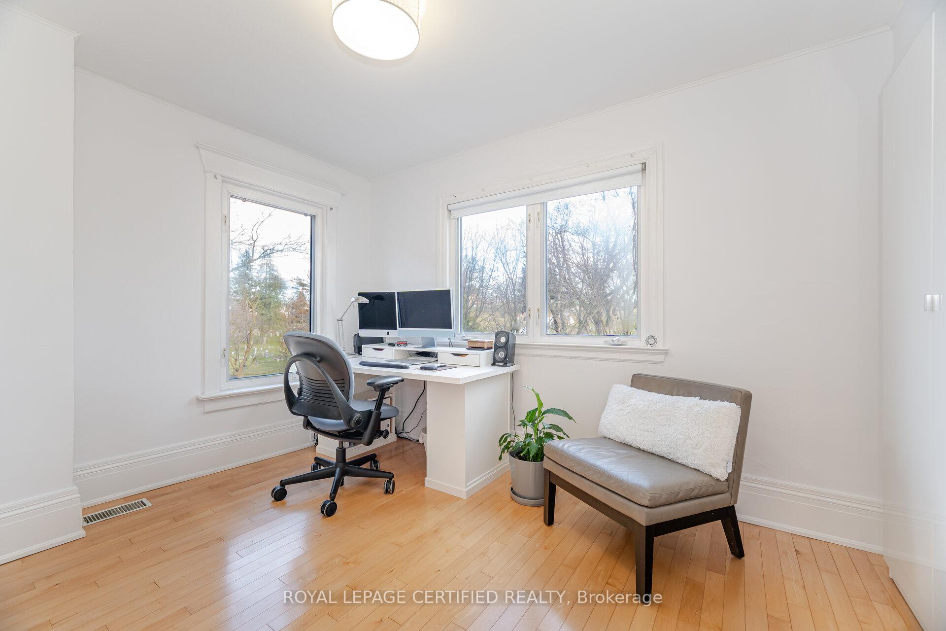 Photo 17 of 245 Eastwood Road, Toronto, Woodbine Corridor — HOMEH
