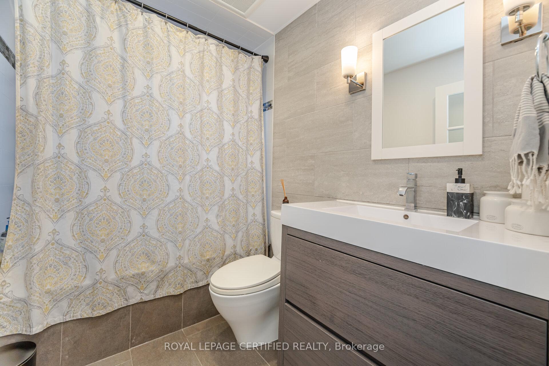 Photo 28 of 245 Eastwood Road, Toronto, Woodbine Corridor — HOMEH