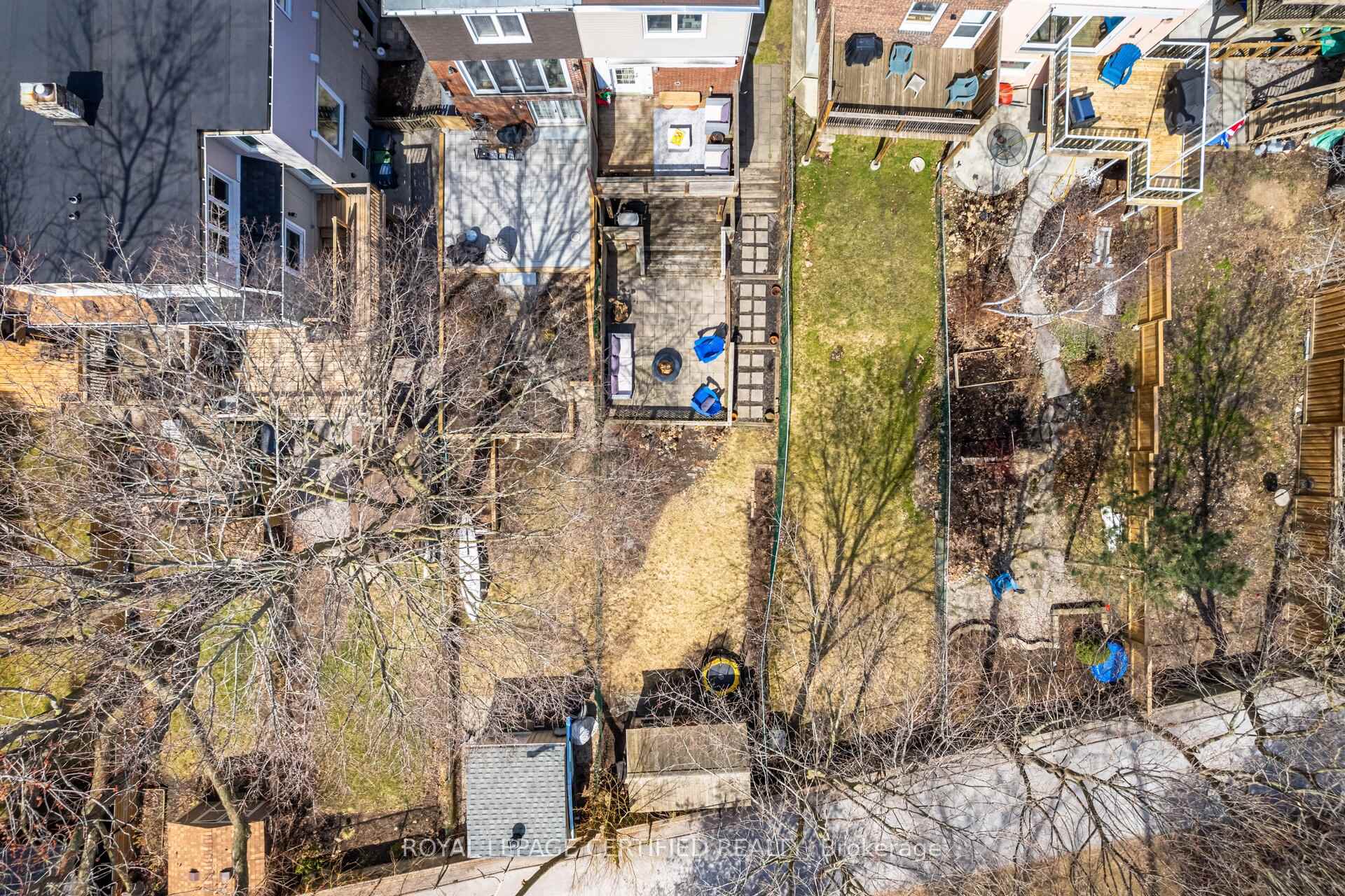 Photo 42 of 245 Eastwood Road, Toronto, Woodbine Corridor — HOMEH