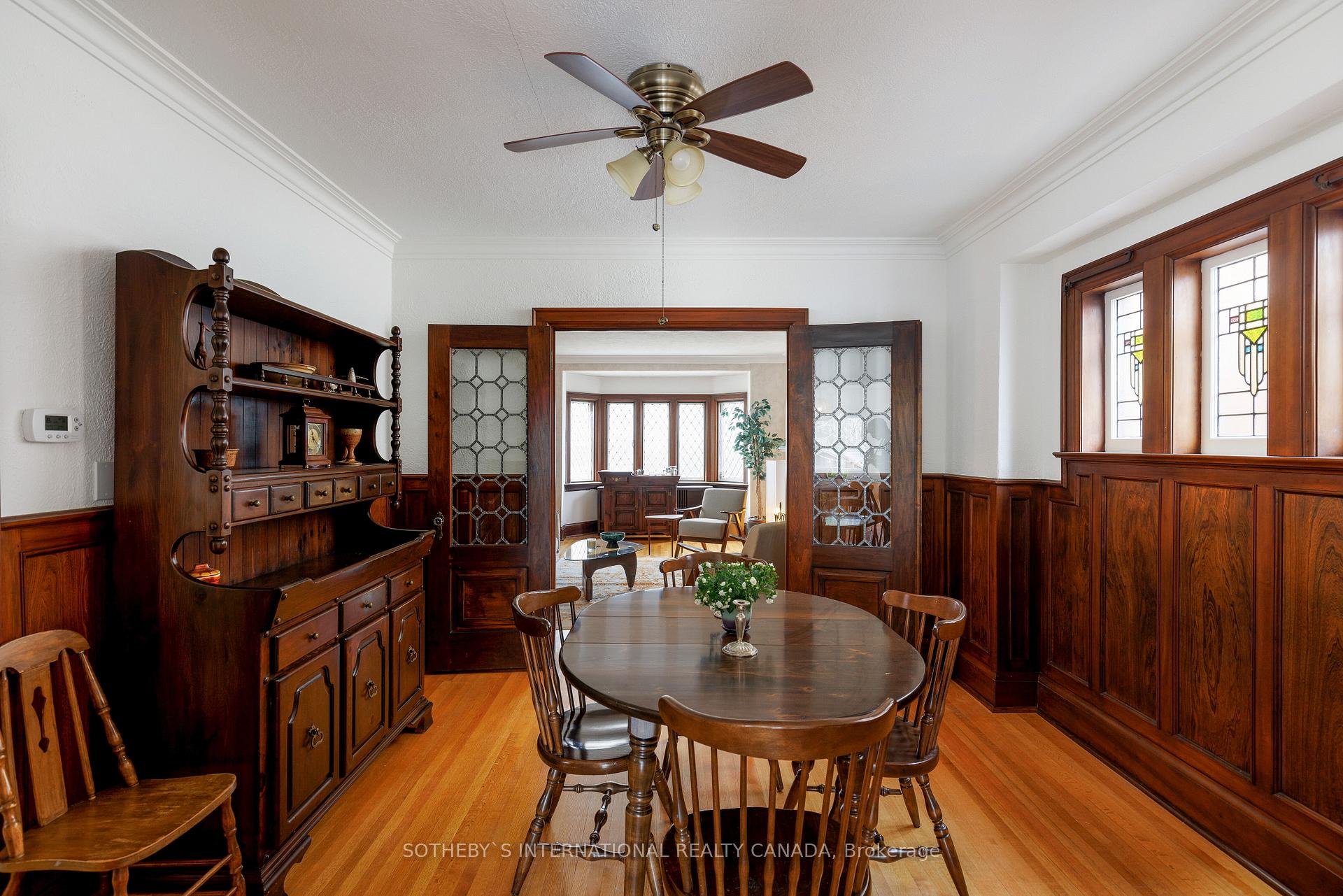 Photo 3 of 61 Rumsey Road, Toronto, Leaside — HOMEH
