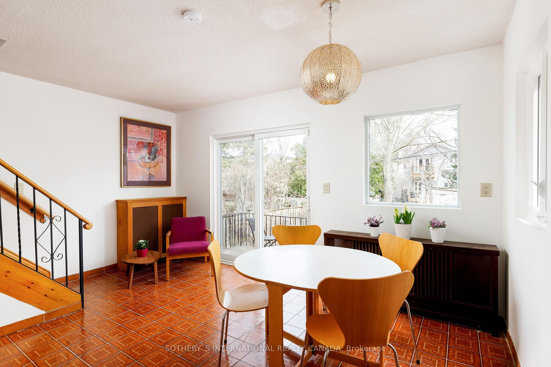 Photo 8 of 61 Rumsey Road, Toronto, Leaside — HOMEH