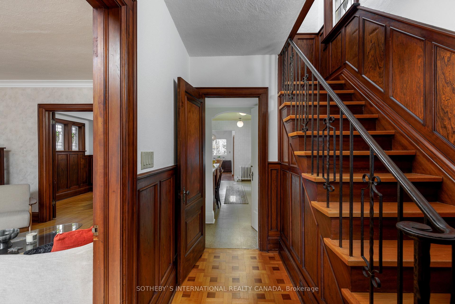Photo 16 of 61 Rumsey Road, Toronto, Leaside — HOMEH