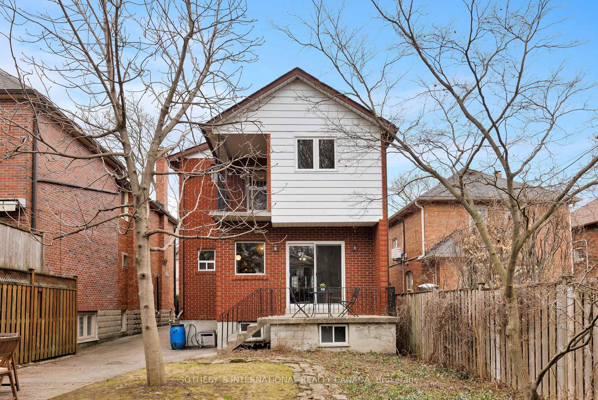 Photo 10 of 61 Rumsey Road, Toronto, Leaside — HOMEH