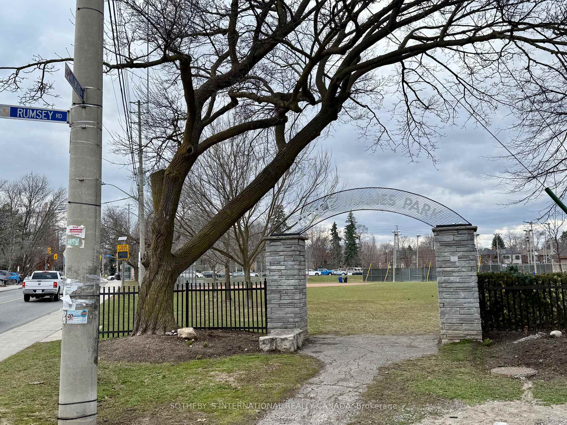 Photo 28 of 61 Rumsey Road, Toronto, Leaside — HOMEH