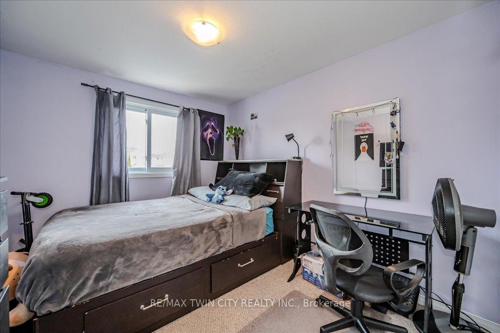Photo 16 of 53 Hackberry Street, Kitchener — HOMEH