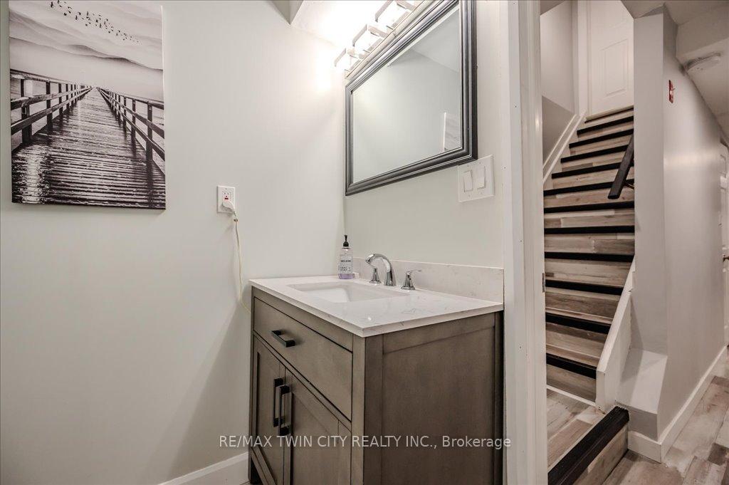 Photo 19 of 53 Hackberry Street, Kitchener — HOMEH