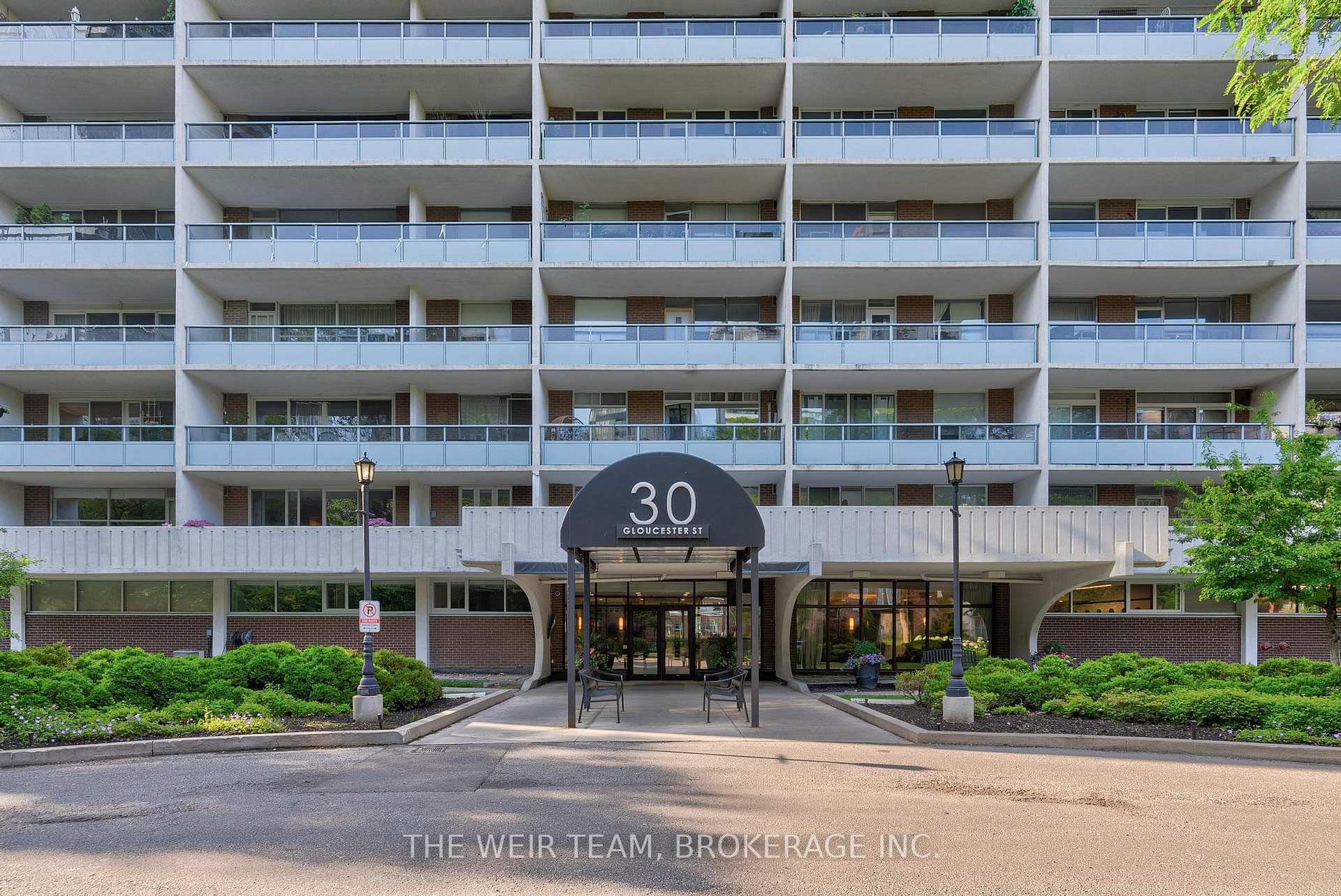 Front of Unit 609, 30 Gloucester Street