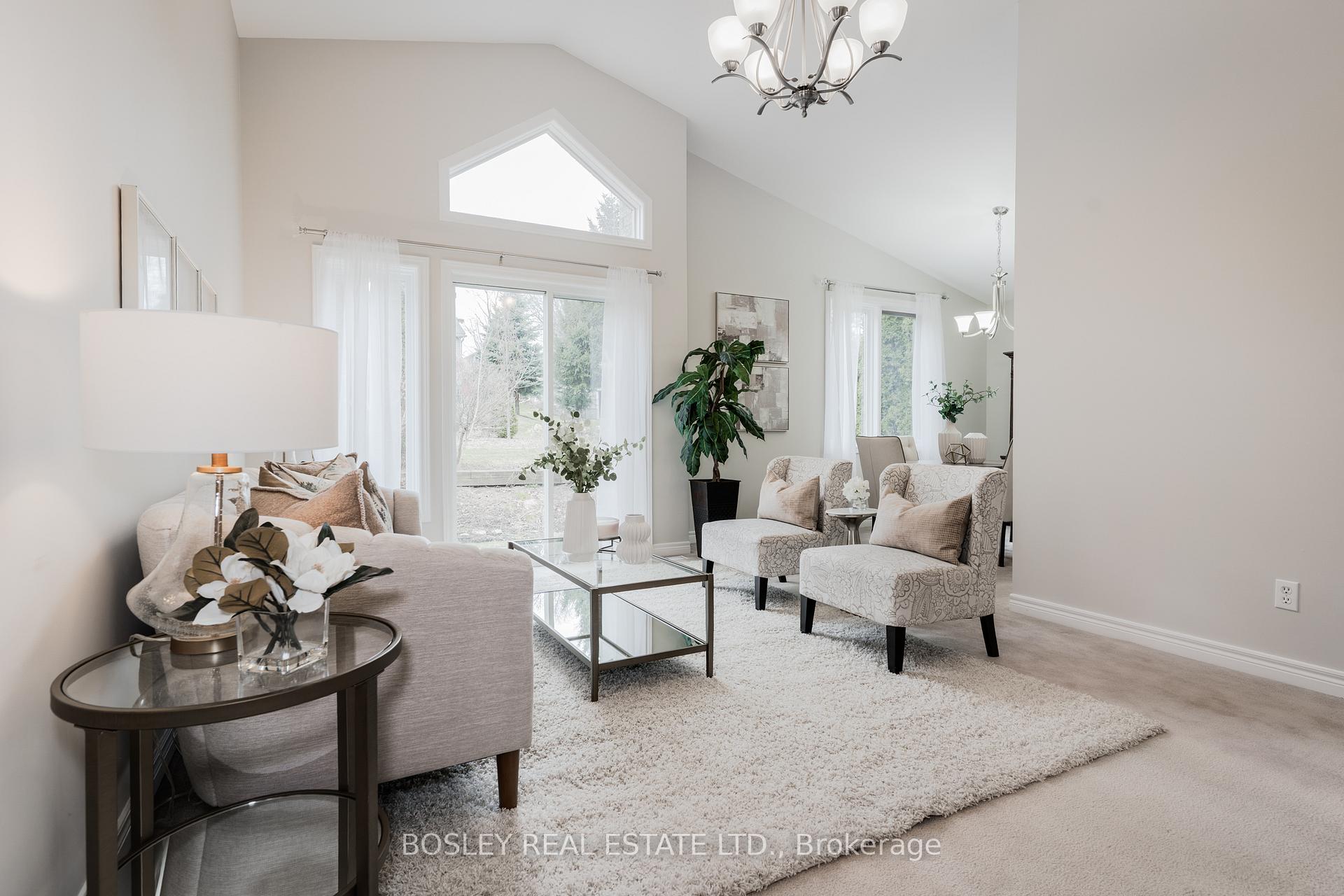 Photo 30 of 8 Silver Court, Hamilton, Waterdown — HOMEH
