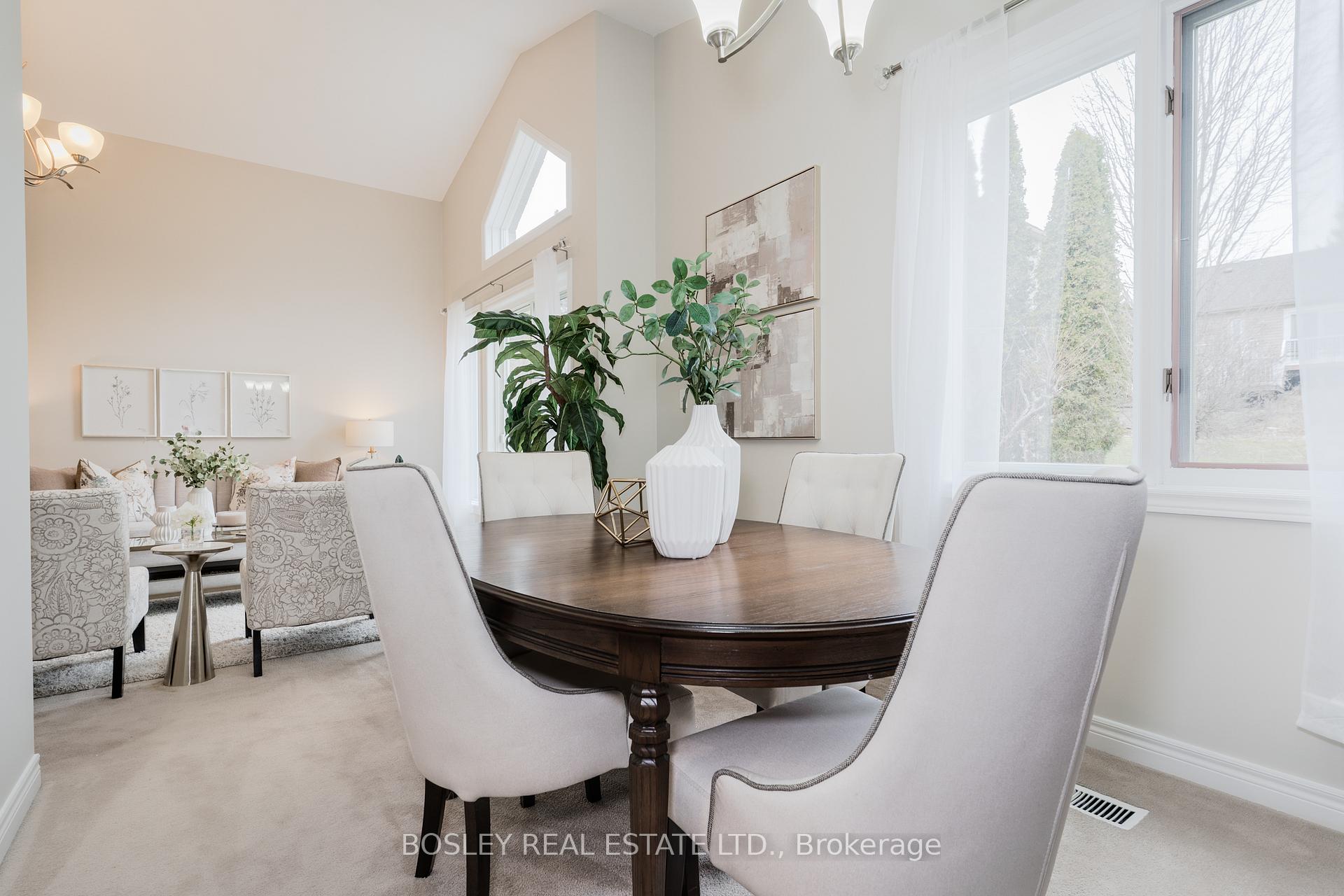 Photo 16 of 8 Silver Court, Hamilton, Waterdown — HOMEH