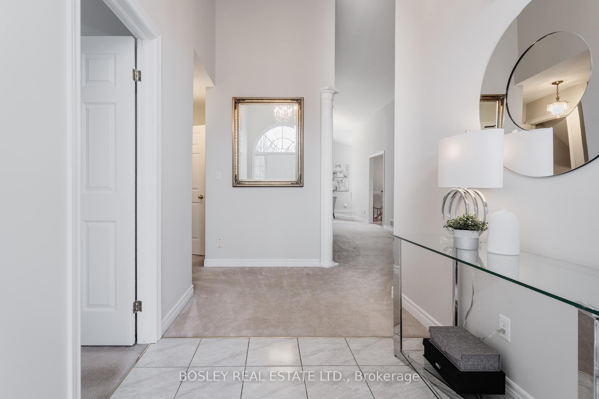 Photo 49 of 8 Silver Court, Hamilton, Waterdown — HOMEH