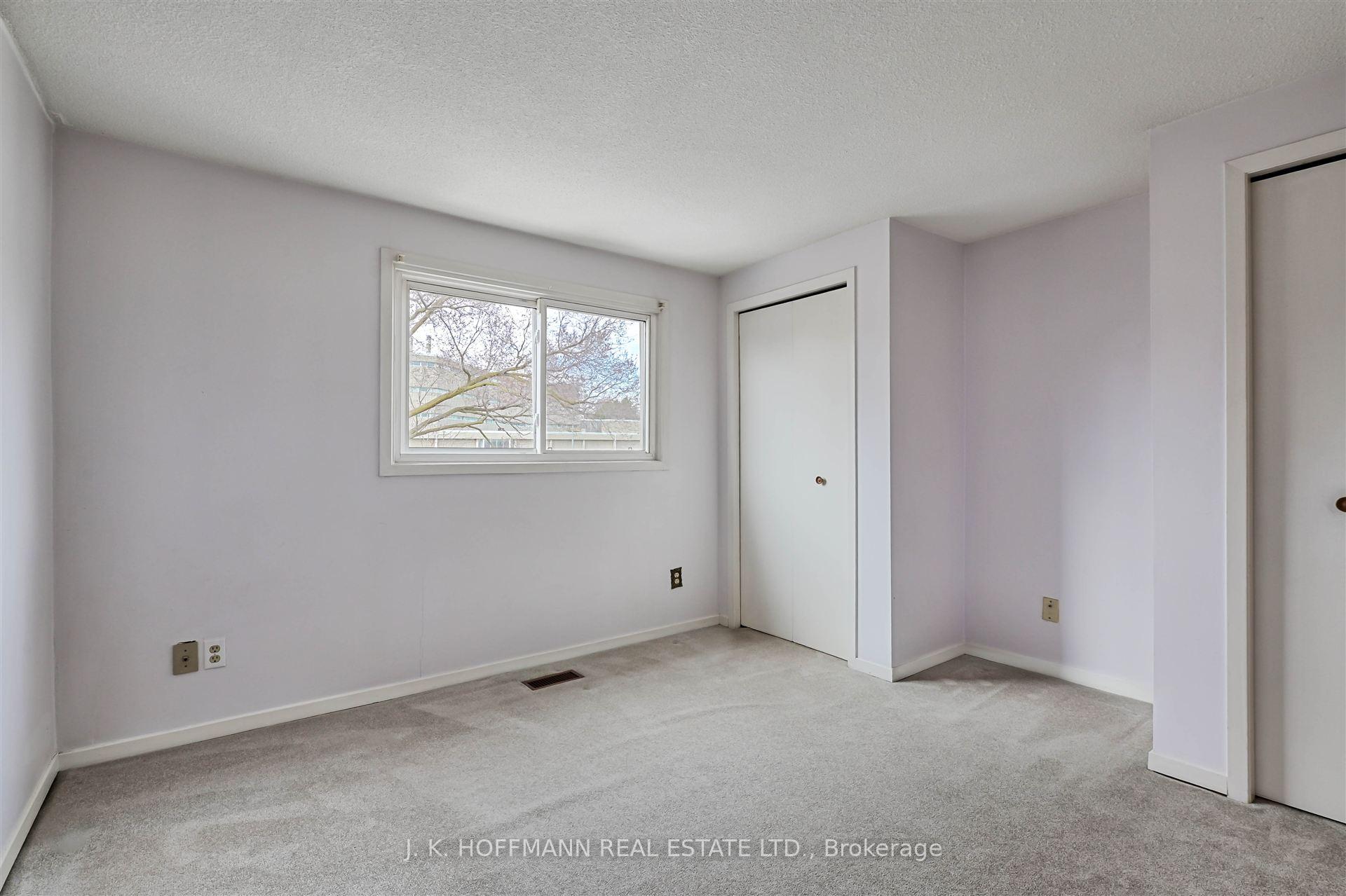 Photo 10 of 72 Torbrick Road, Toronto, Greenwood-Coxwell — HOMEH