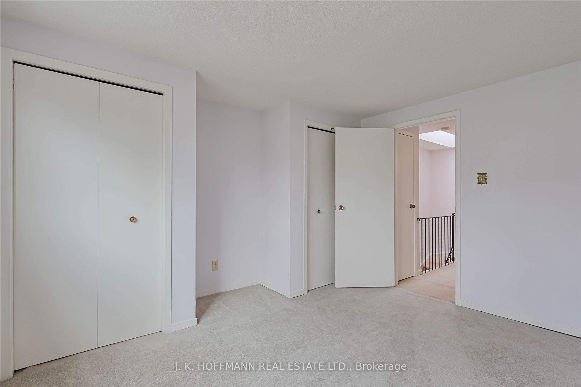 Photo 5 of 72 Torbrick Road, Toronto, Greenwood-Coxwell — HOMEH