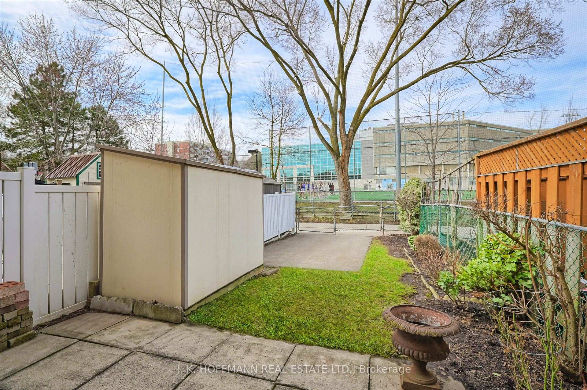 Photo 15 of 72 Torbrick Road, Toronto, Greenwood-Coxwell — HOMEH
