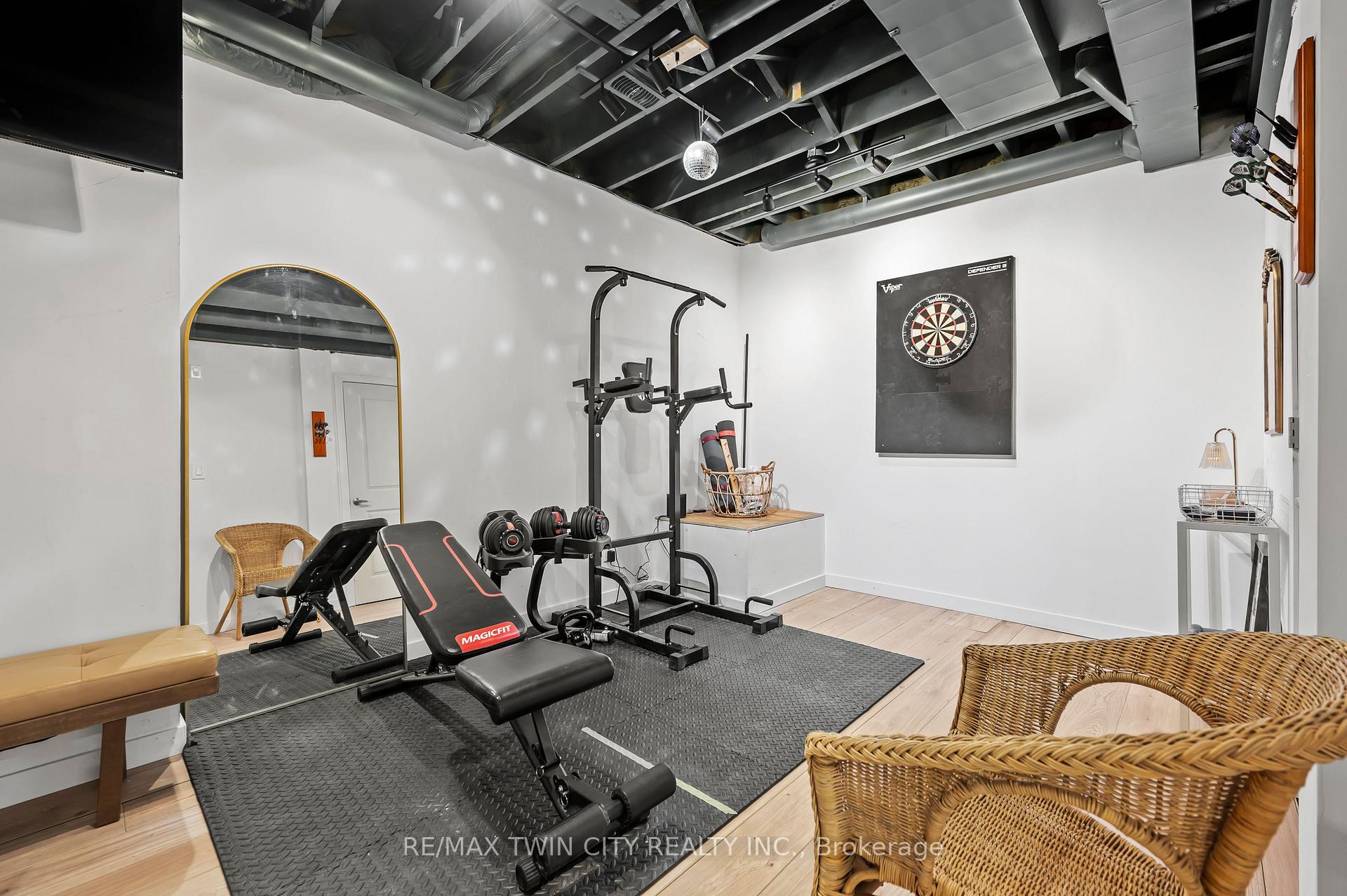 Photo 45 of 256 Chestnut Ridge, Waterloo — HOMEH