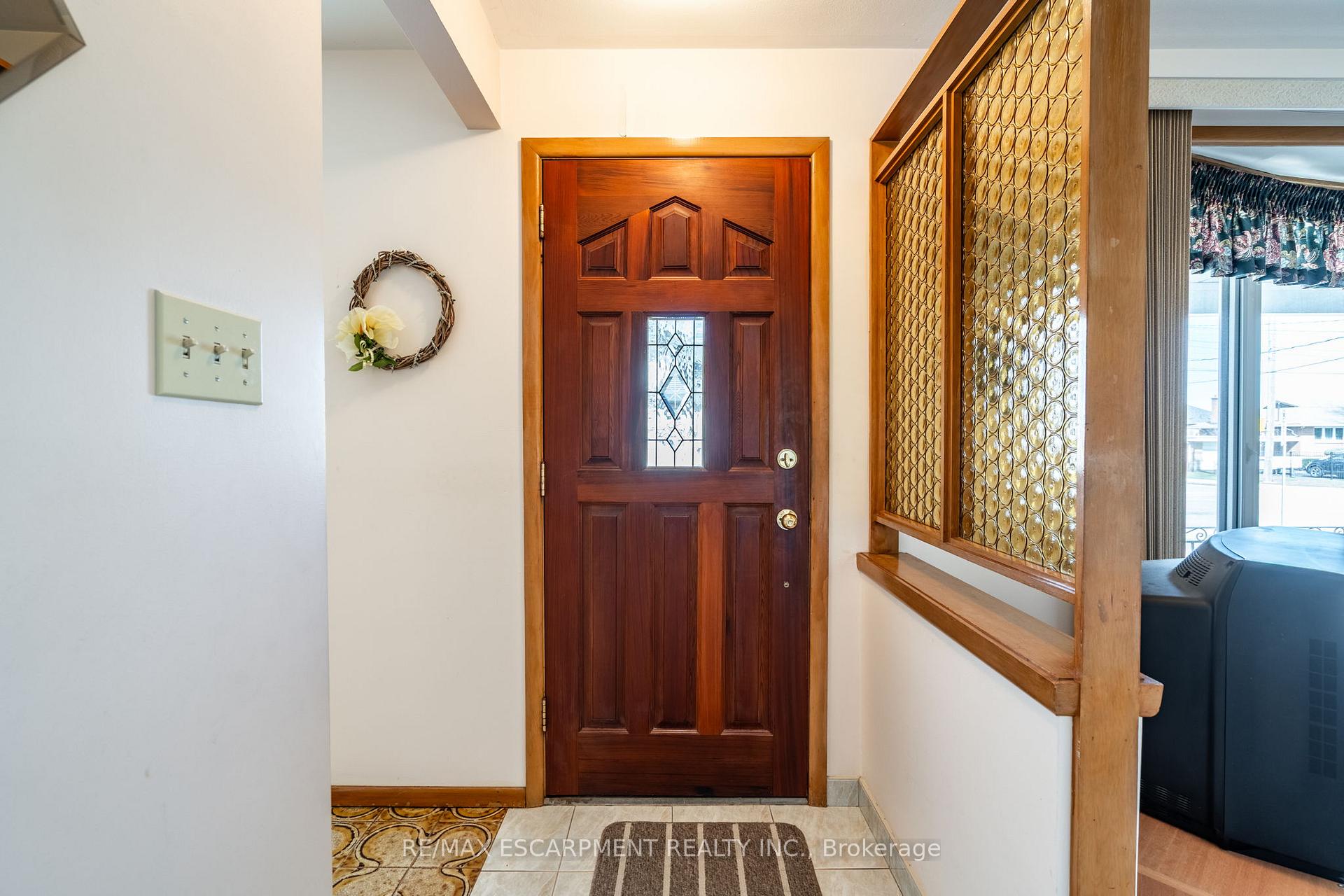 Photo 10 of 106 Owen Place, Hamilton, Greenford — HOMEH