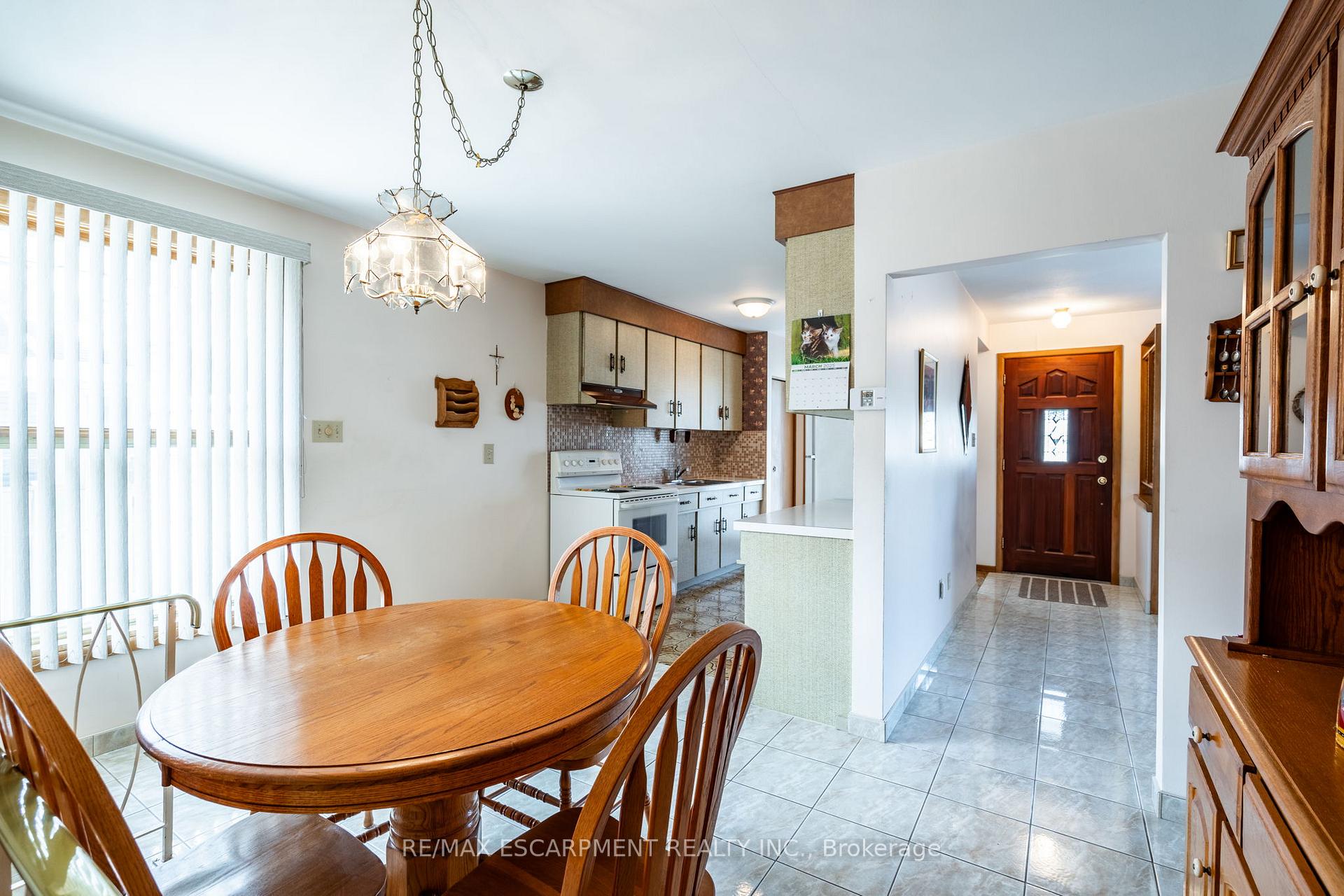 Photo 7 of 106 Owen Place, Hamilton, Greenford — HOMEH