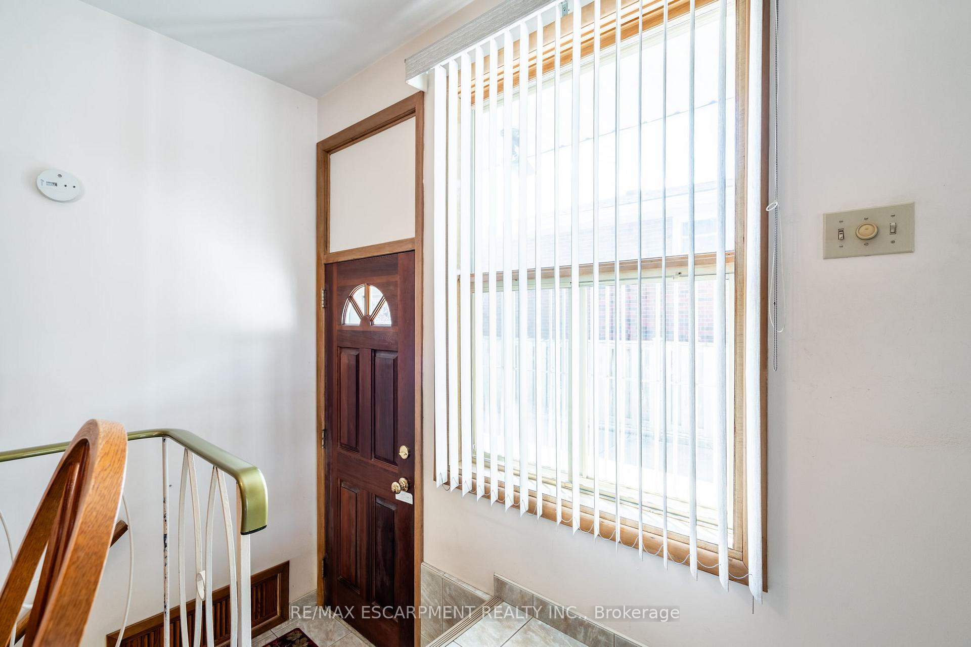 Photo 13 of 106 Owen Place, Hamilton, Greenford — HOMEH