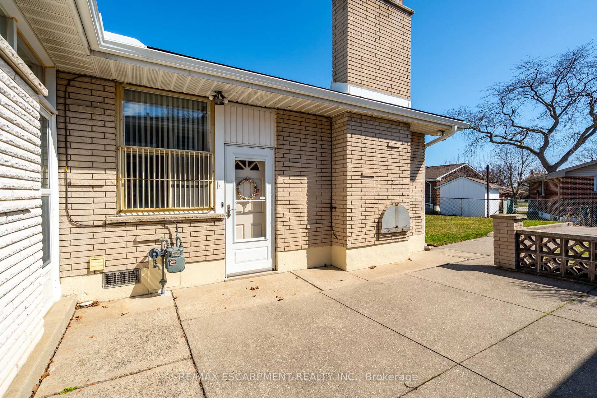 Photo 37 of 106 Owen Place, Hamilton, Greenford — HOMEH