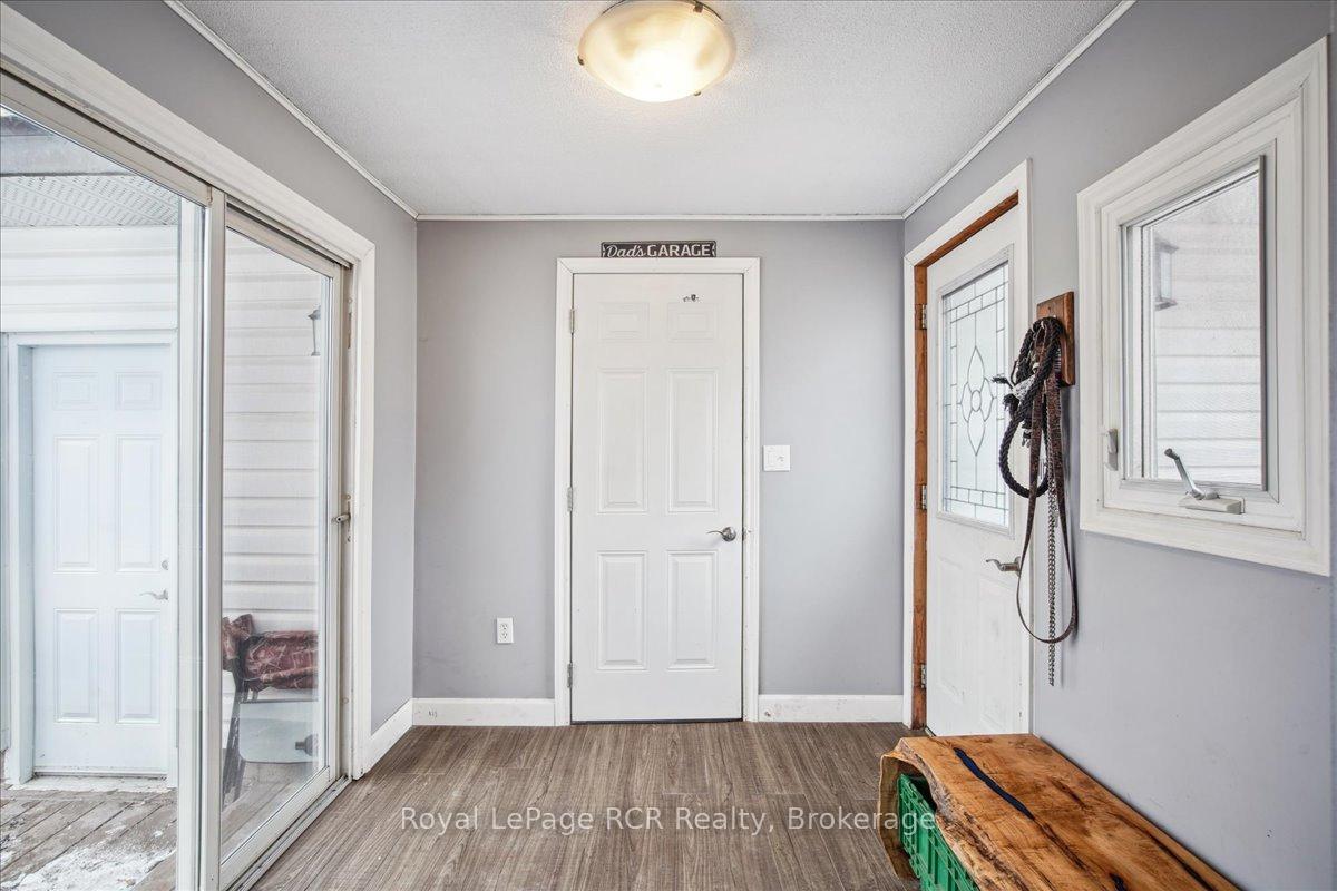 Photo 13 of 154 Loucks Lane, Chatsworth — HOMEH