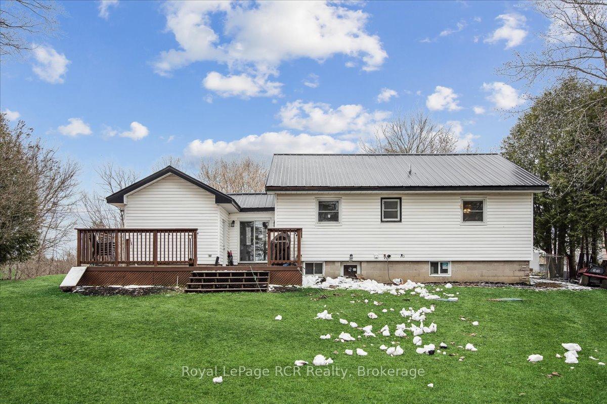 Photo 25 of 154 Loucks Lane, Chatsworth — HOMEH