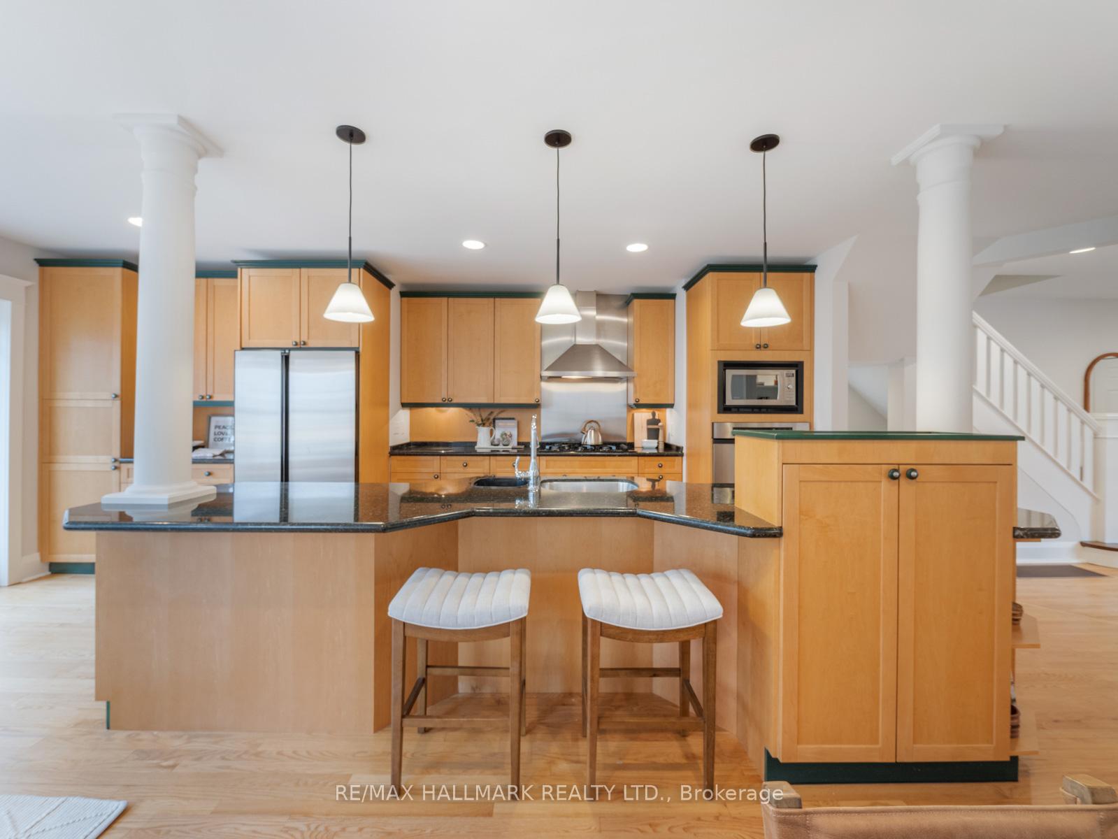 Photo 9 of 154 Hammersmith Avenue, Toronto, The Beaches — HOMEH