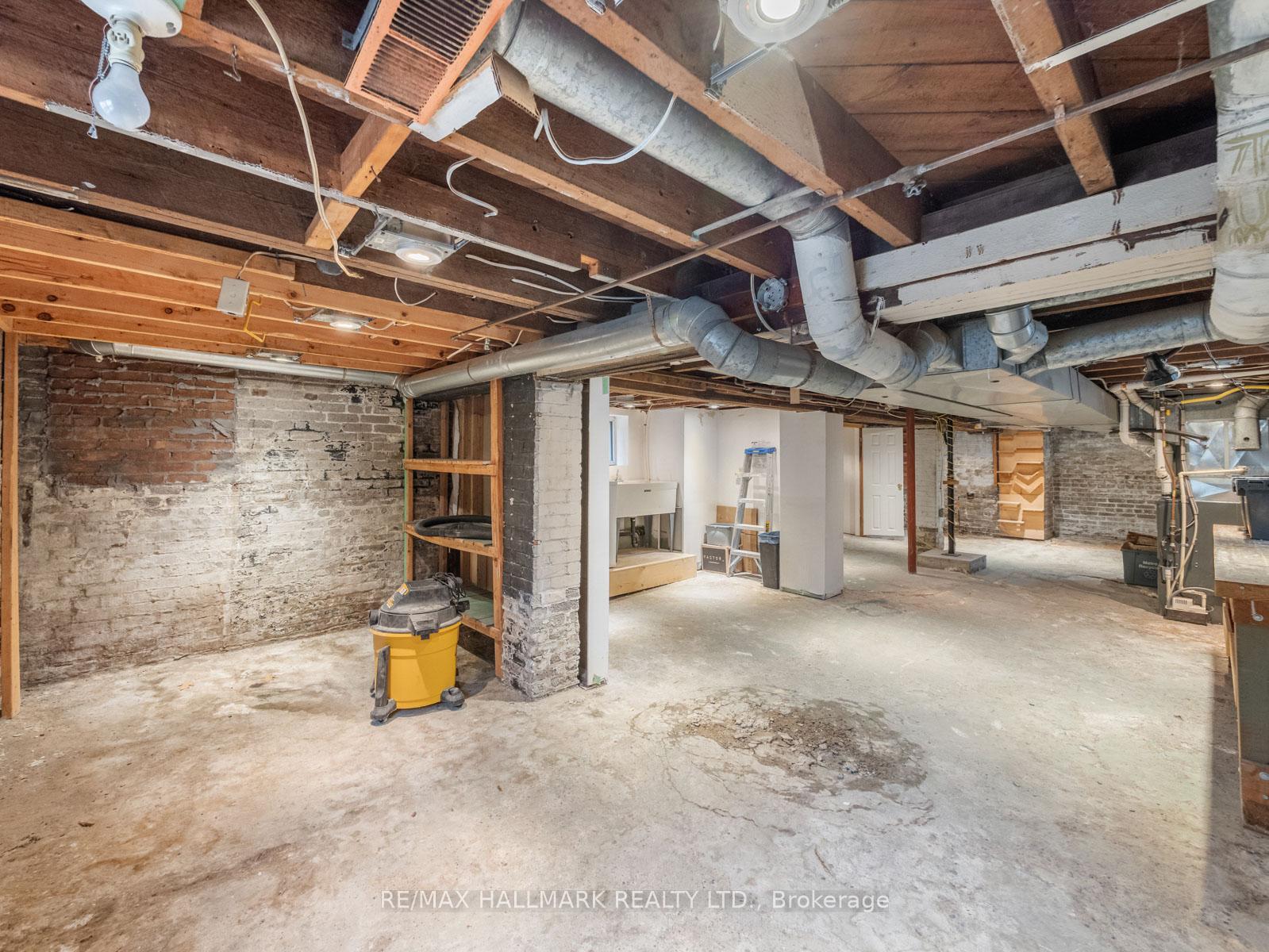 Photo 35 of 154 Hammersmith Avenue, Toronto, The Beaches — HOMEH